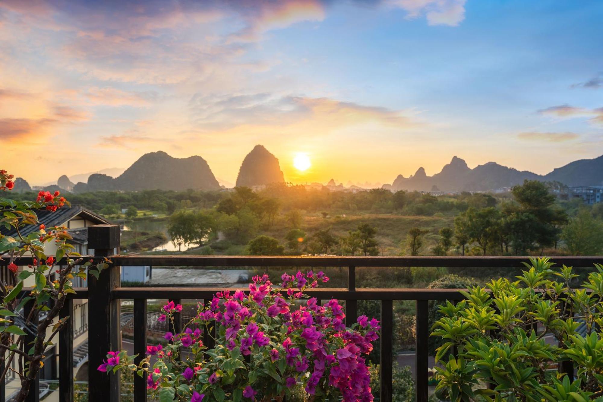 Guilin Village Creek Inn-Free Private Car Pick Up Station Stay 3 Nights Exterior foto